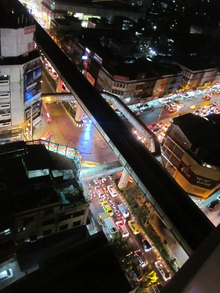 How To Travel Around Thailand by taxis