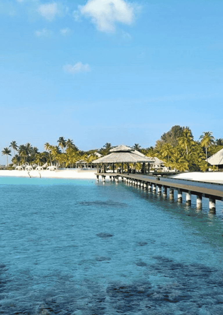 Photo of the picturesque arrival jetty at Kihaa
